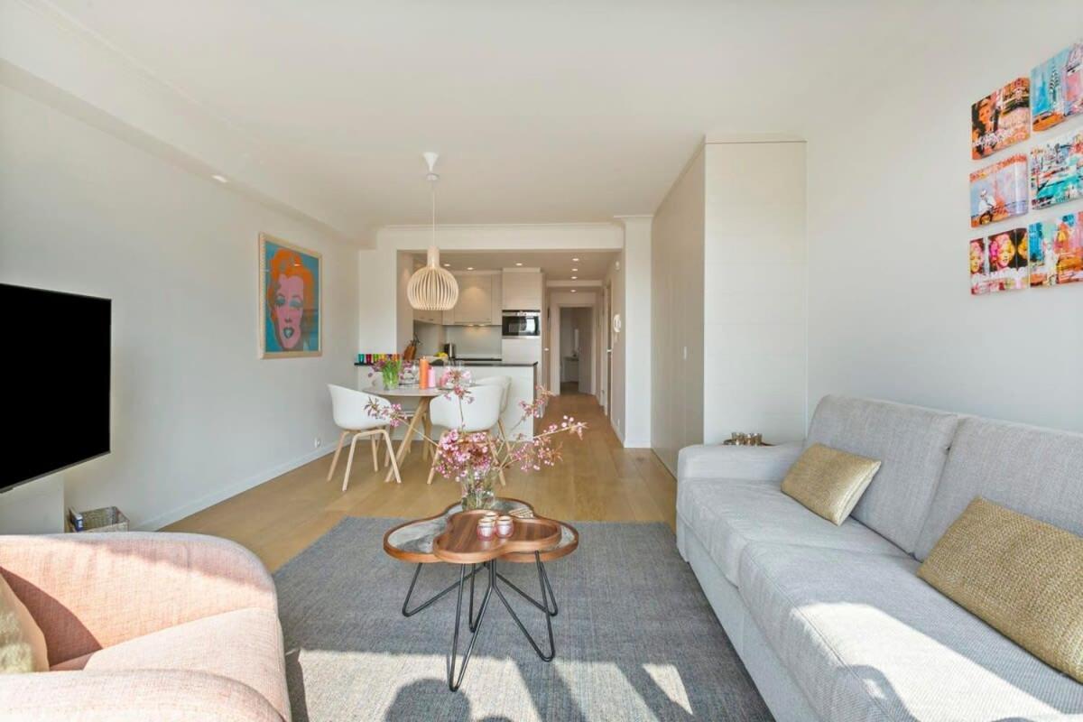 Huswell - Renovated Apartment On Top Location In 'T Zoute Knokke-Heist Exteriör bild